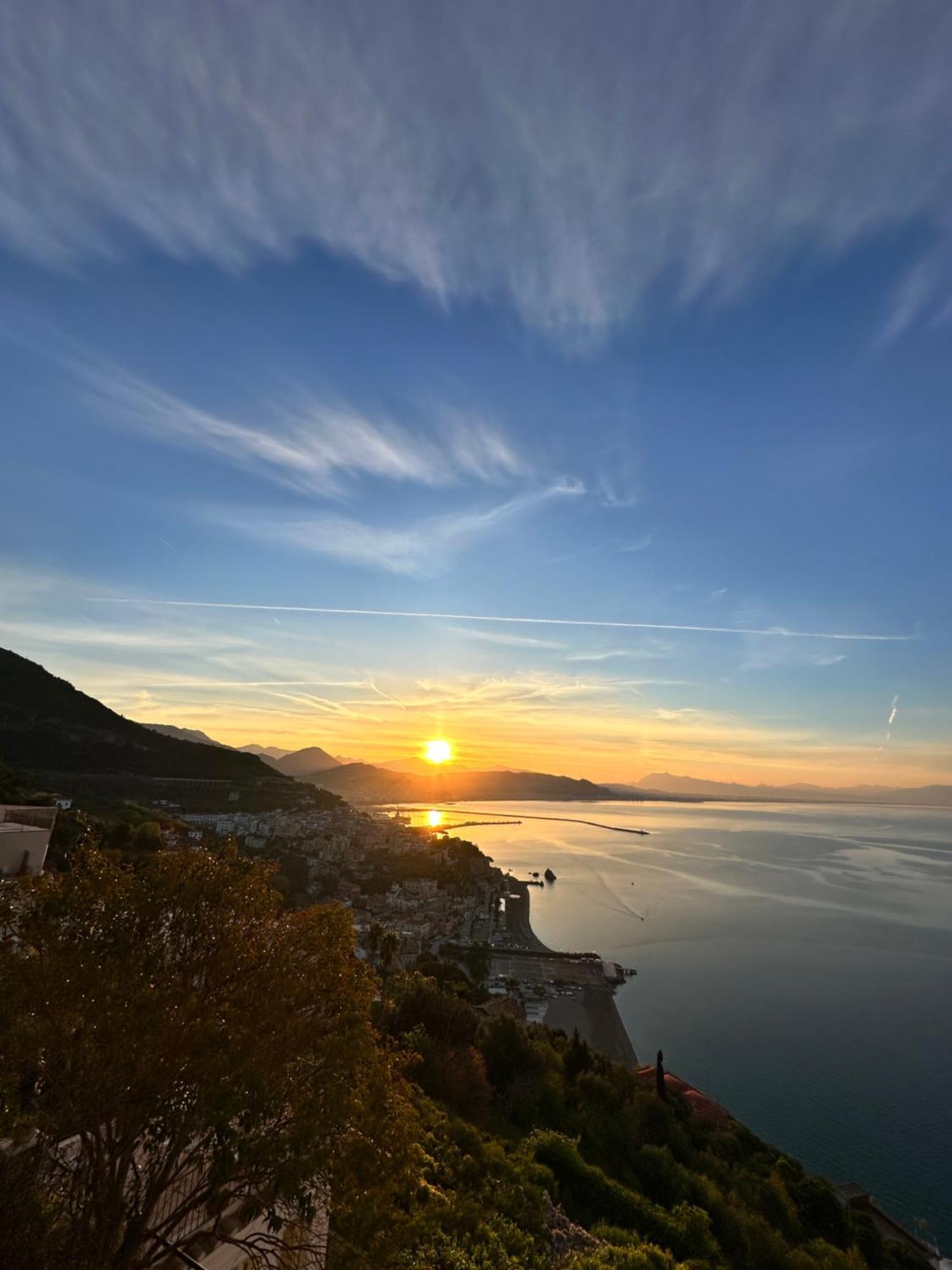 Villa Amalfi Coast Sea View à Vietri Extérieur photo
